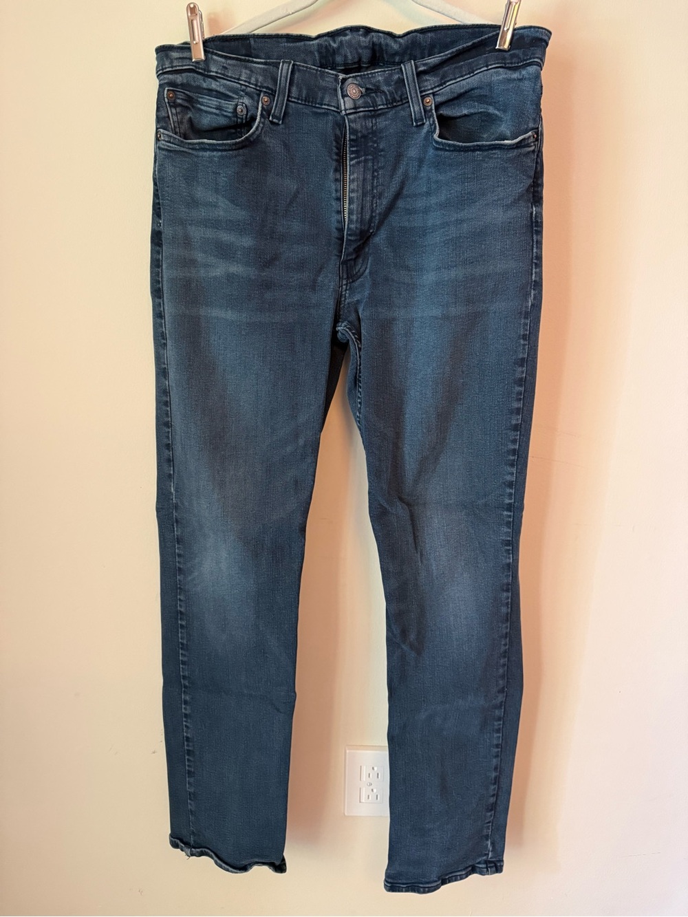 Levi’s Men’s Slim Straight Jeans Dark Wash Denim Classic 5-Pocket